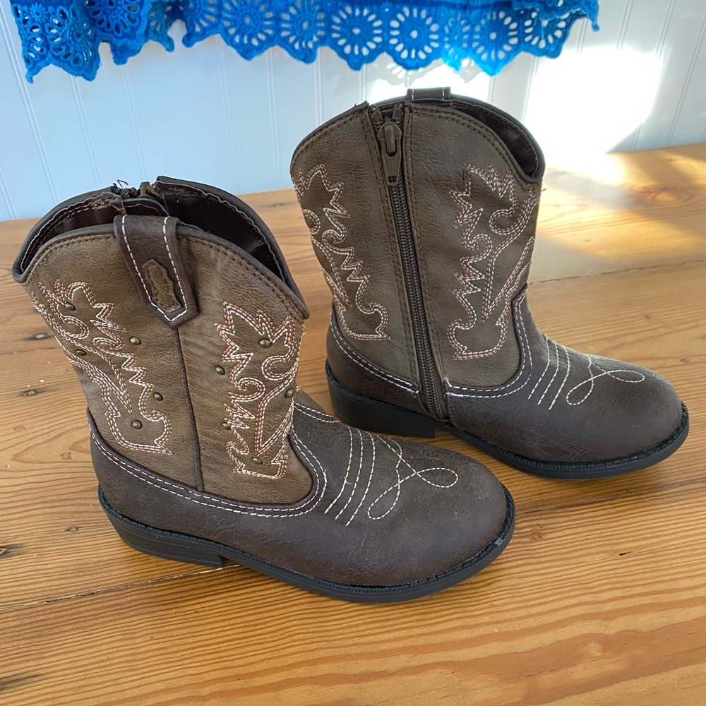 Children Size 12 Dark Brown Boot Excellent Condition